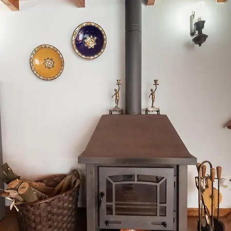 Portas Da Levada A By Rent-a-key