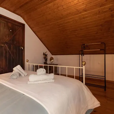 Portas Da Levada A Holiday home *